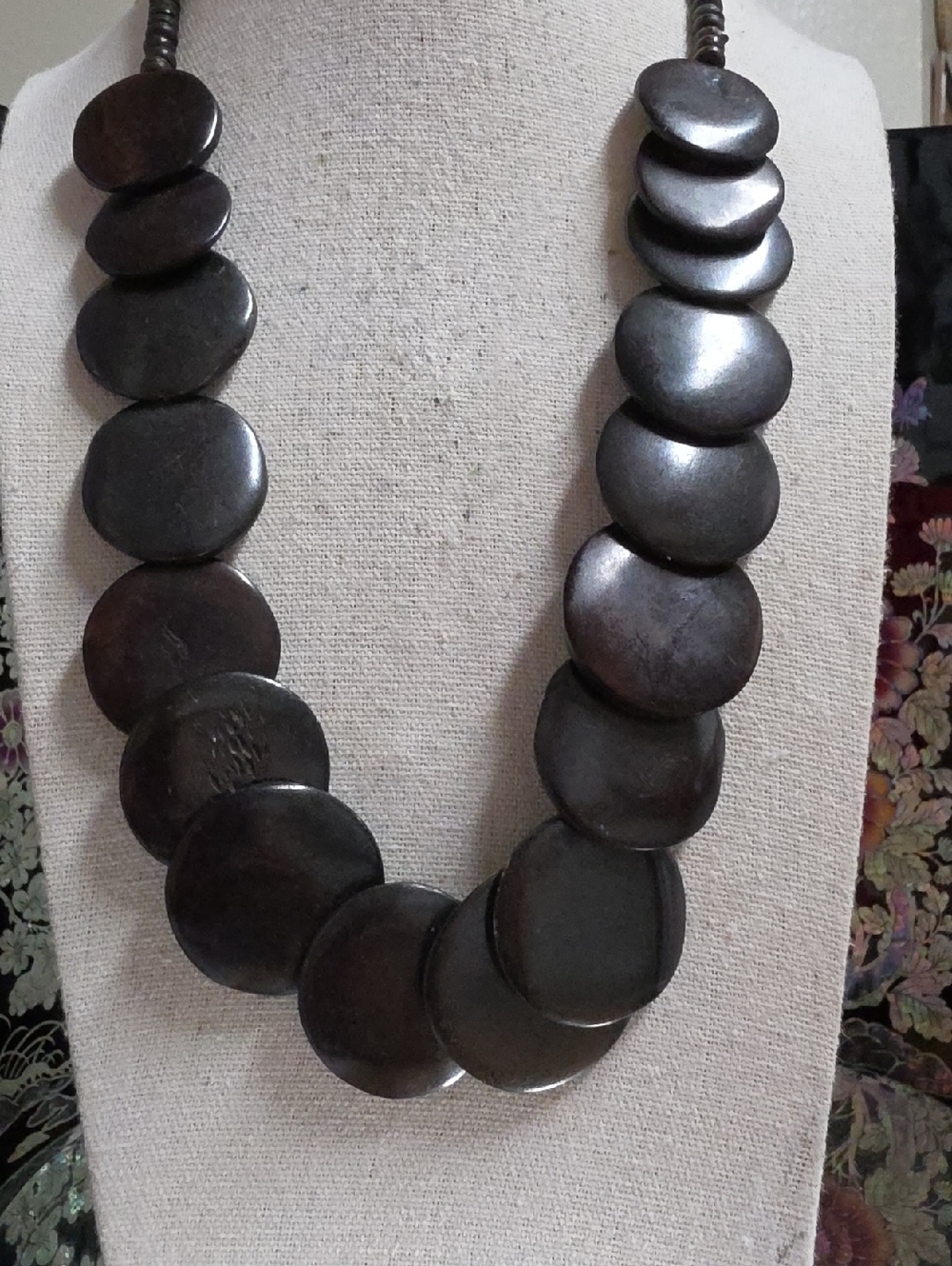 Artisan Graduated  Disc  Bone  Statement Necklace